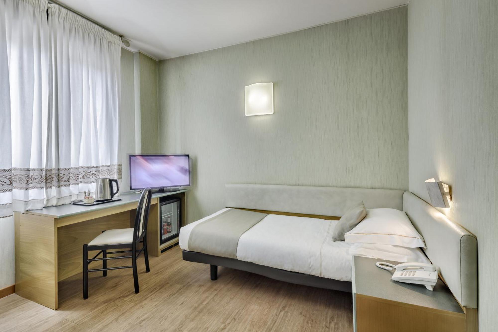 Best Western Hotel Residence Italia Quartu Sant'Elena Bagian luar foto